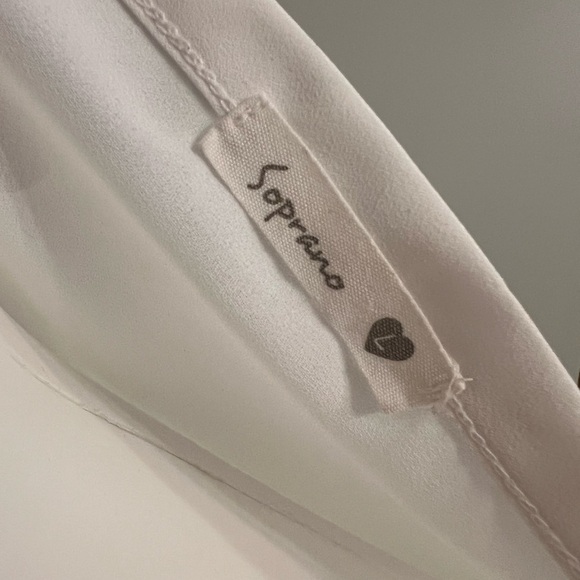 Soprano white semi sheer tshirt - Picture 3 of 4